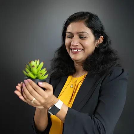 Alternate image of Archana Potdar