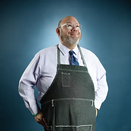 Alternate image of Raul Hinojosa Jr.